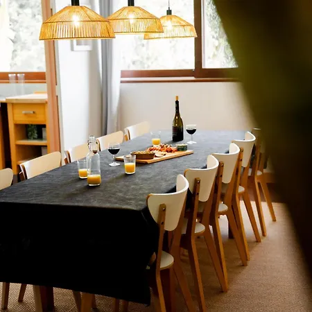 Pour 18 Personnes Dans Les Pyrénées Hébergement de vacances